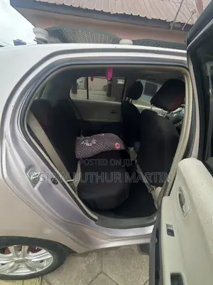 Toyota Vitz 2012