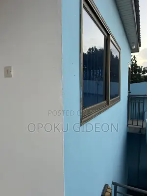 1bdrm Room & Parlour in Pentecost Junction, Ablekuma for rent