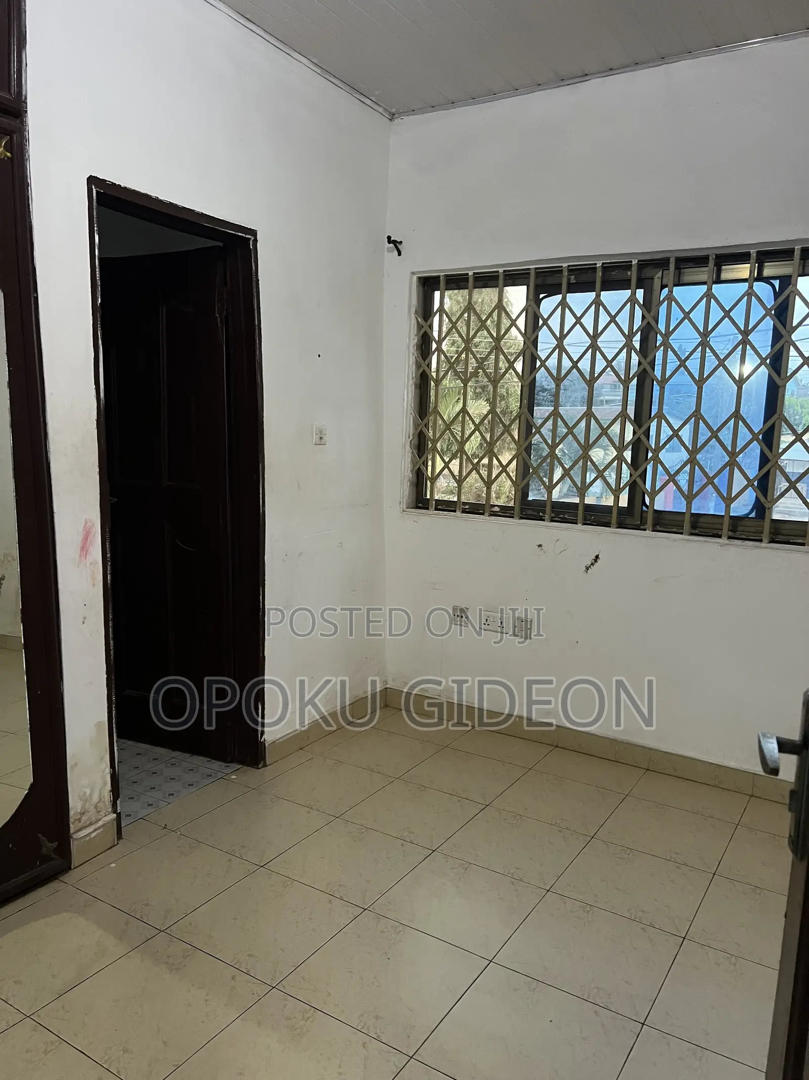 1bdrm Room & Parlour in Pentecost Junction, Ablekuma for rent