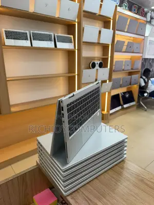 Laptop HP EliteBook 830 G7 16GB Intel Core i7 SSD 256GB