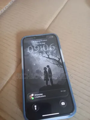 Apple iPhone 13 128 GB White