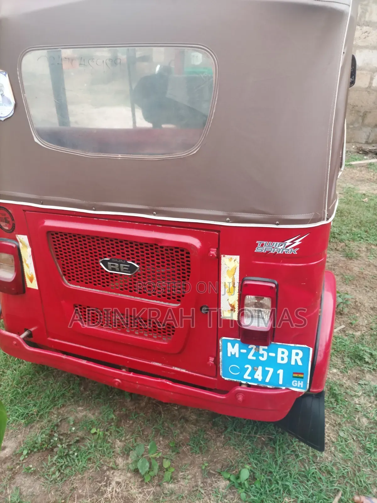 Bajaj RE 2025 Red