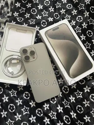 Apple iPhone 15 Pro Max 512 GB Silver