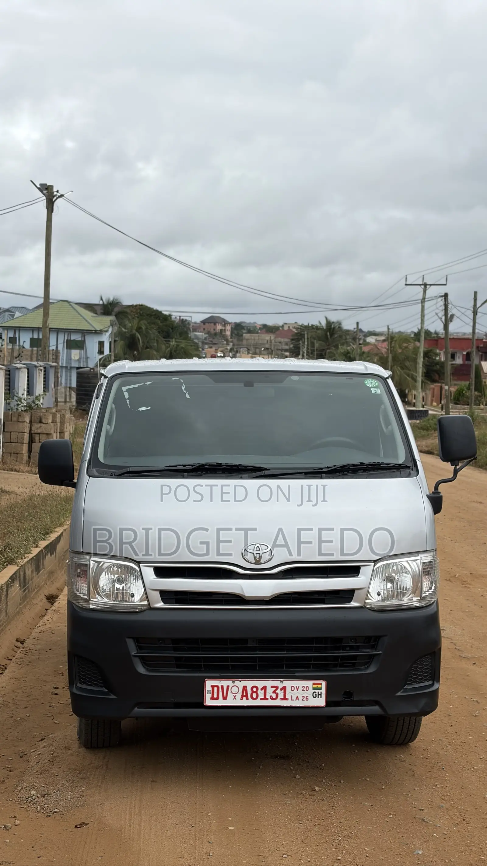 Toyota HiAce 2011 Silver