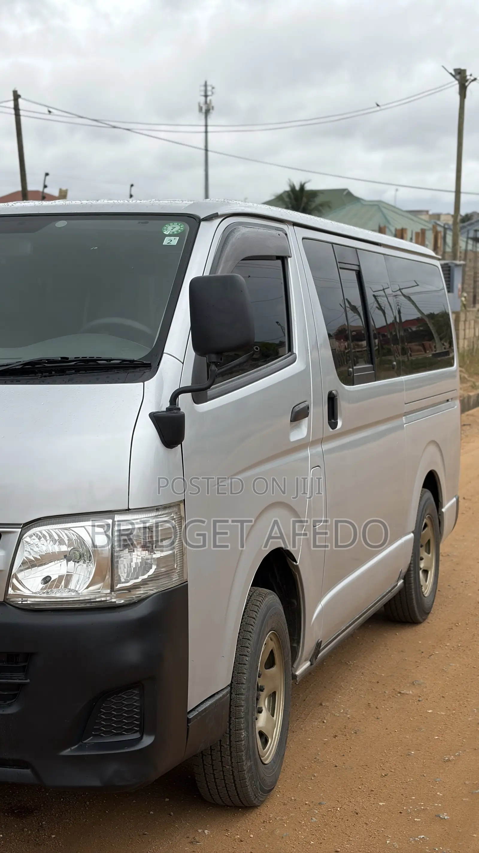 Toyota HiAce 2011 Silver