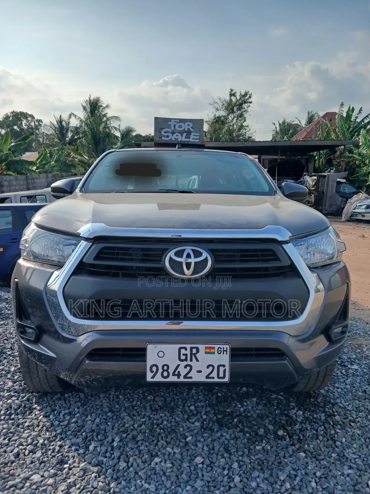 Toyota Hilux Revo Double Cab Petrol 2.7 AWD 2017 Gray