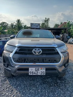 Toyota Hilux Revo Double Cab Petrol 2.7 AWD 2017 Gray
