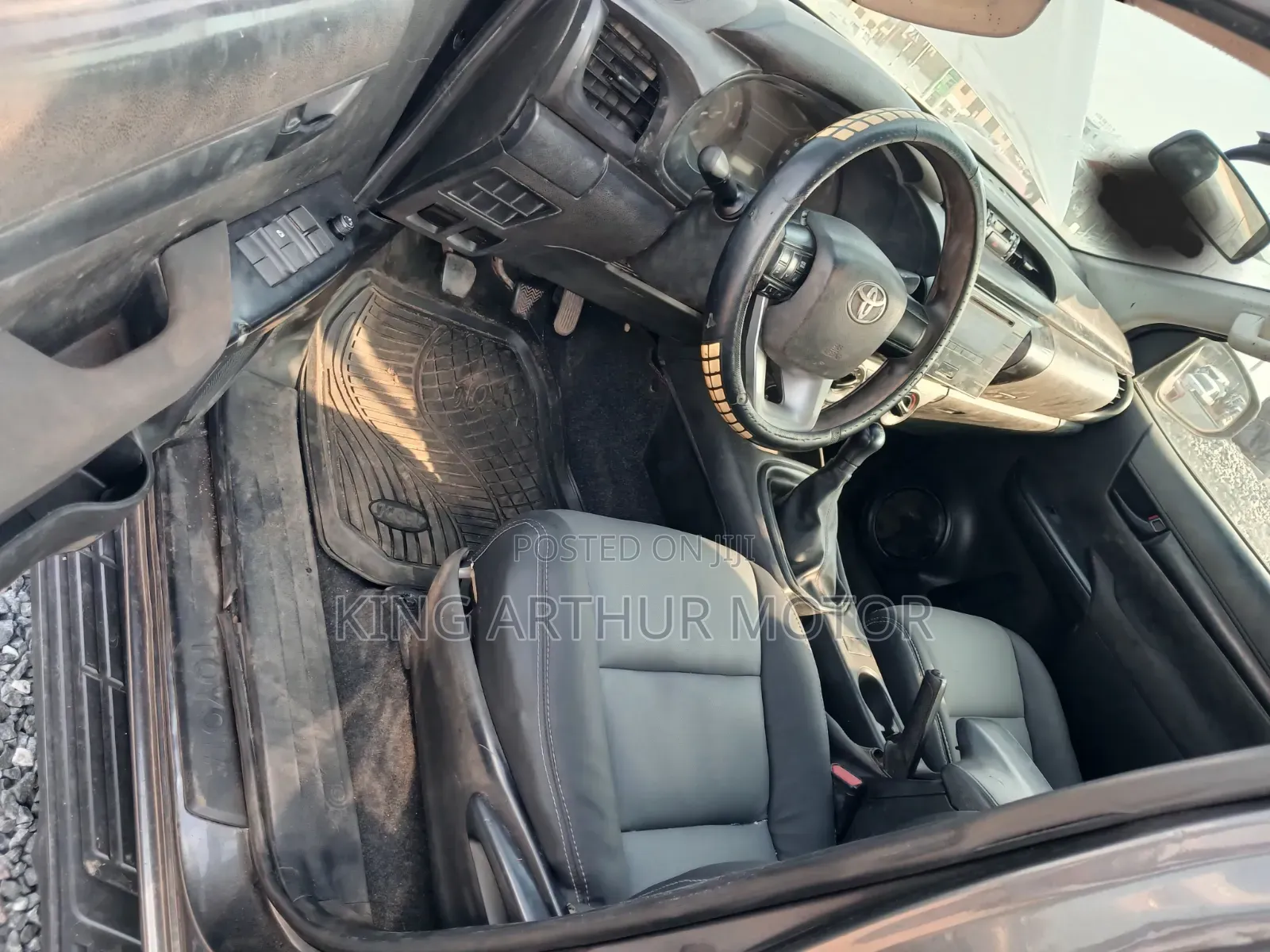 Toyota Hilux Revo Double Cab Petrol 2.7 AWD 2017 Gray
