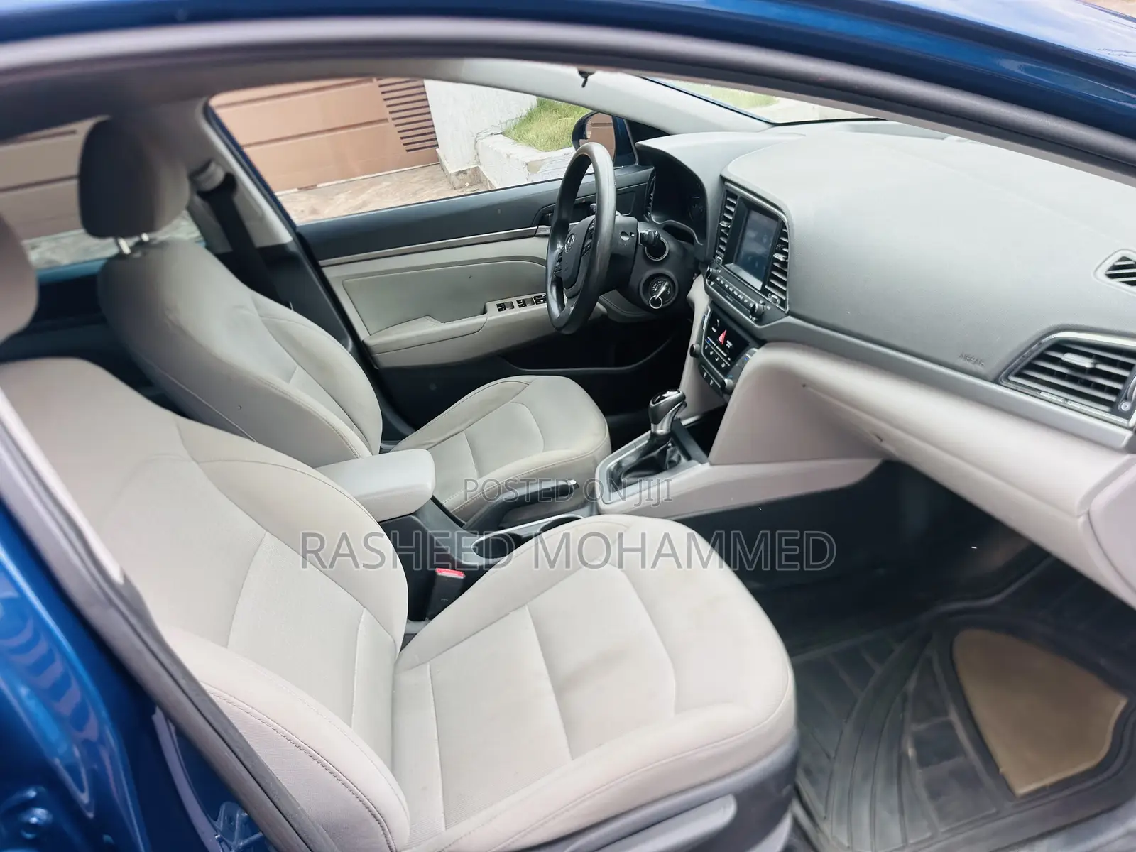Hyundai Elantra 2017 Blue