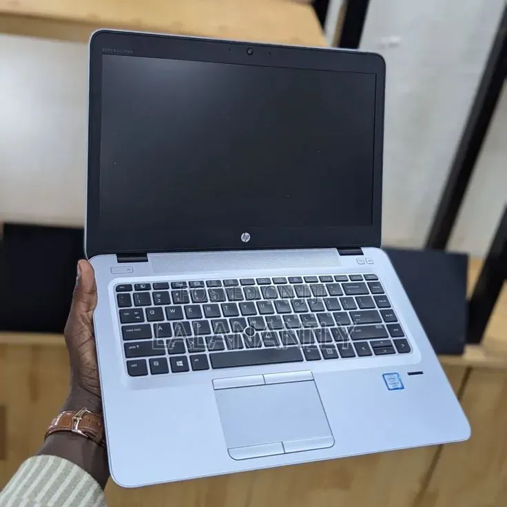Laptop HP EliteBook 840 G3 256GB Intel Core i3 eMMC 256GB