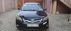 Toyota Corolla S 5-Speed 2013 Black