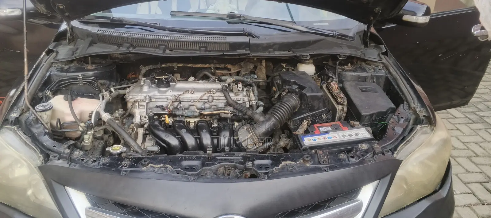 Toyota Corolla S 5-Speed 2013 Black