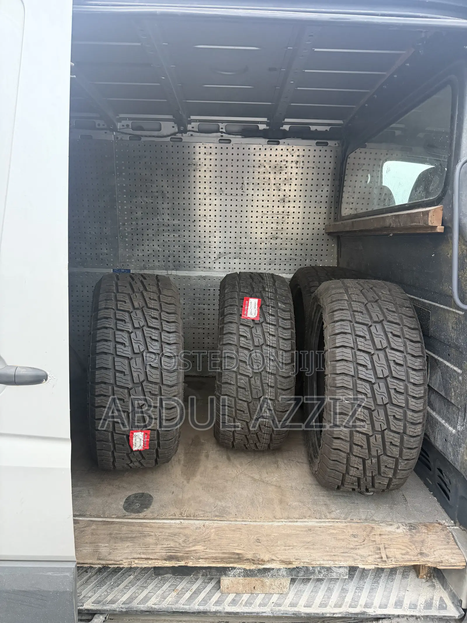 33x12.5R22 All Terrain