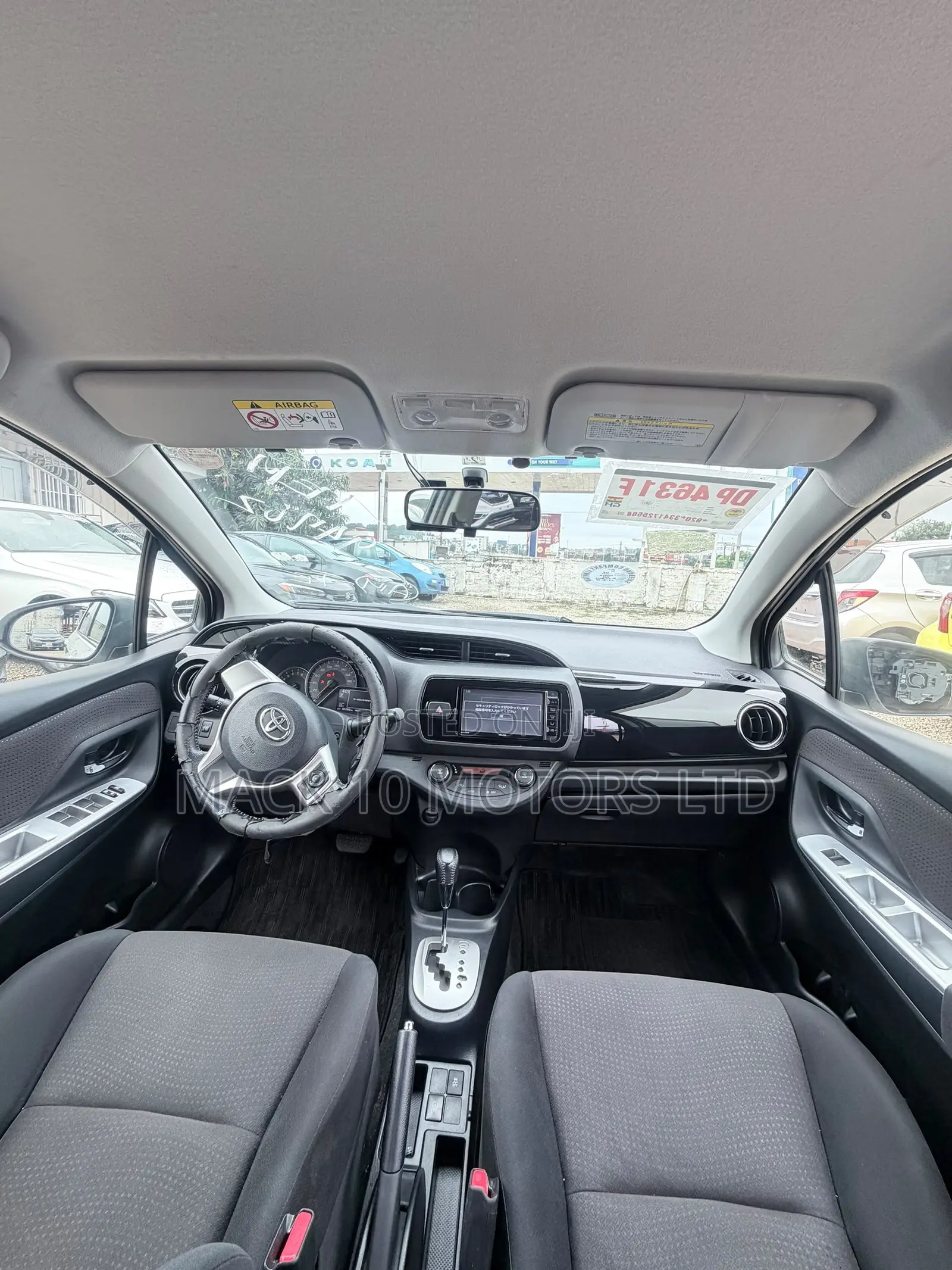 Toyota Vitz 1.5 FWD 3dr 2015 White