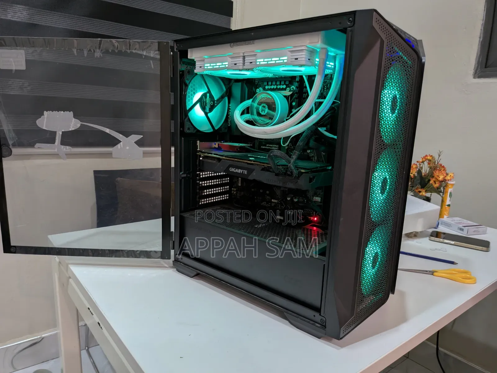 New Gigabyte GB-BRi5-8250 32GB Intel Core i9 HDD+SSD 2T