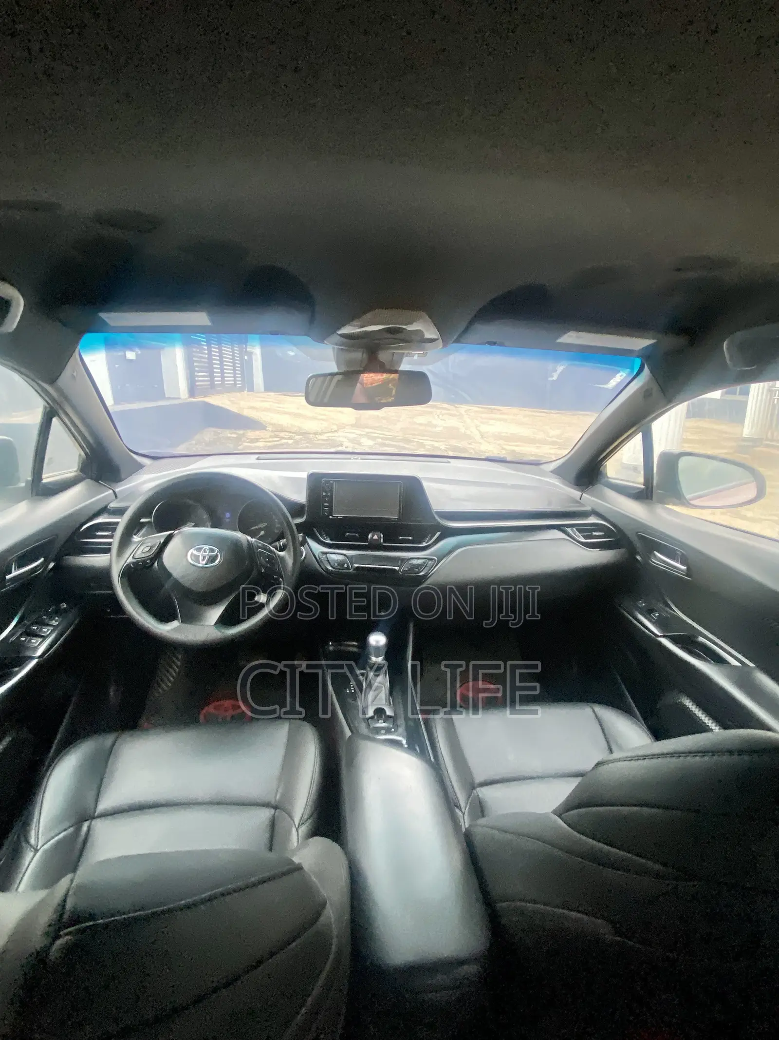 Toyota C-HR 2019 Red
