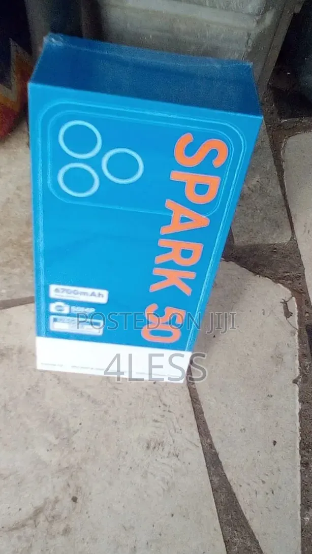 New Tecno Spark 50 128 GB Blue