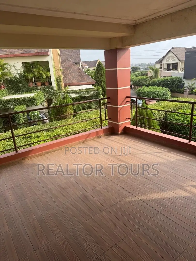 Furnished 4bdrm House in Sakumono for rent