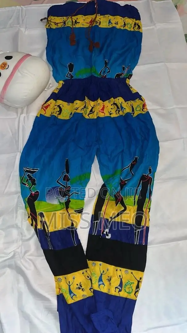 Girls Clothing’s