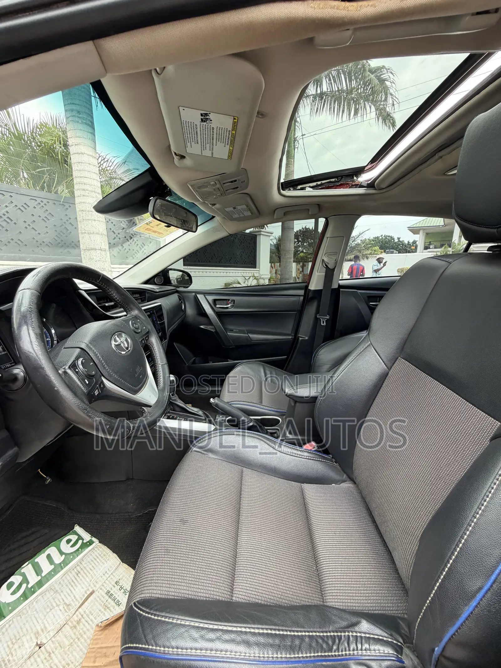 Toyota Corolla SE 4dr Sedan (1.8L 4cyl CVT) 2017 Red
