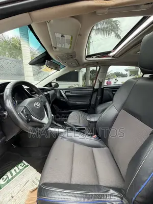 Toyota Corolla SE 4dr Sedan (1.8L 4cyl CVT) 2017 Red