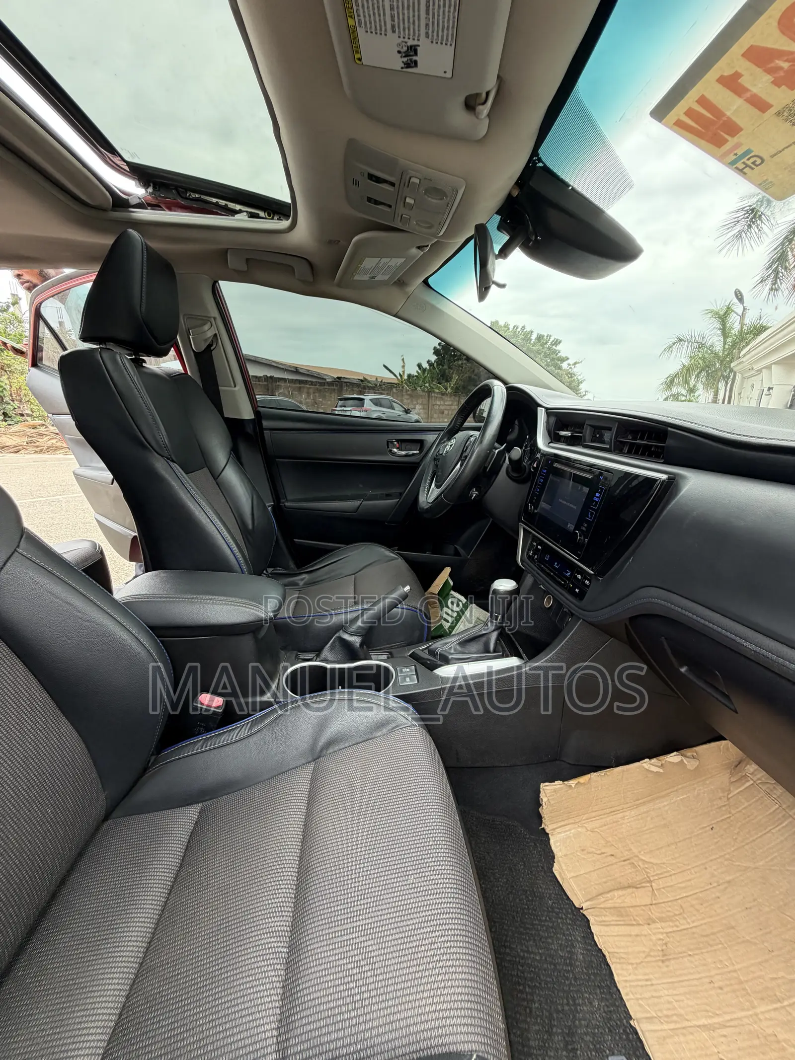 Toyota Corolla SE 4dr Sedan (1.8L 4cyl CVT) 2017 Red