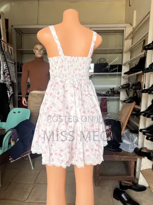 Girls Clothing’s