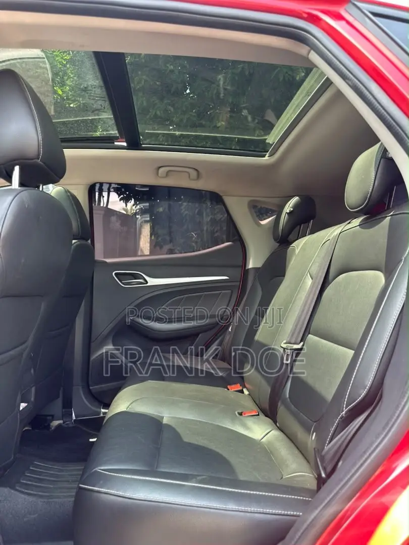 MG ZS 2017 Red