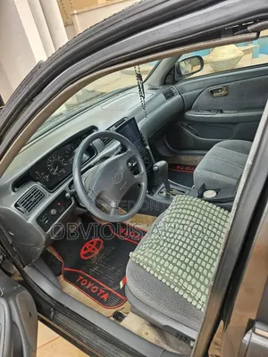 Toyota Camry LE V6 4dr Sedan (3.0L 6cyl 4A) 2001 Gray