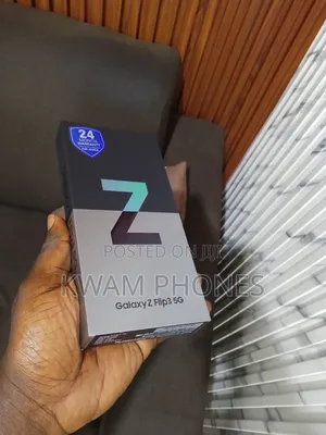 New Samsung Galaxy Z Flip 3 128 GB Black