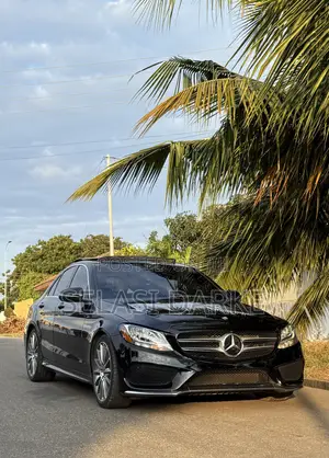 Mercedes-Benz C300 Luxury 4matic Sedan AWD (2.0L 4cyl 7A) 2017 Blue