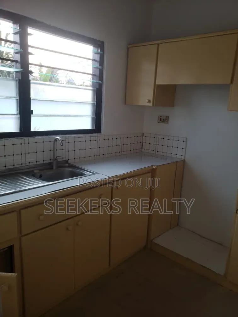 2bdrm House in Seekers Realty, GREDA Estate for rent