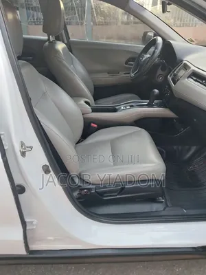 Honda HR-V 4dr SUV (1.5L 4cyl CVT) 2016 White
