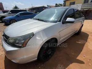 Ford Focus 2009 Silver