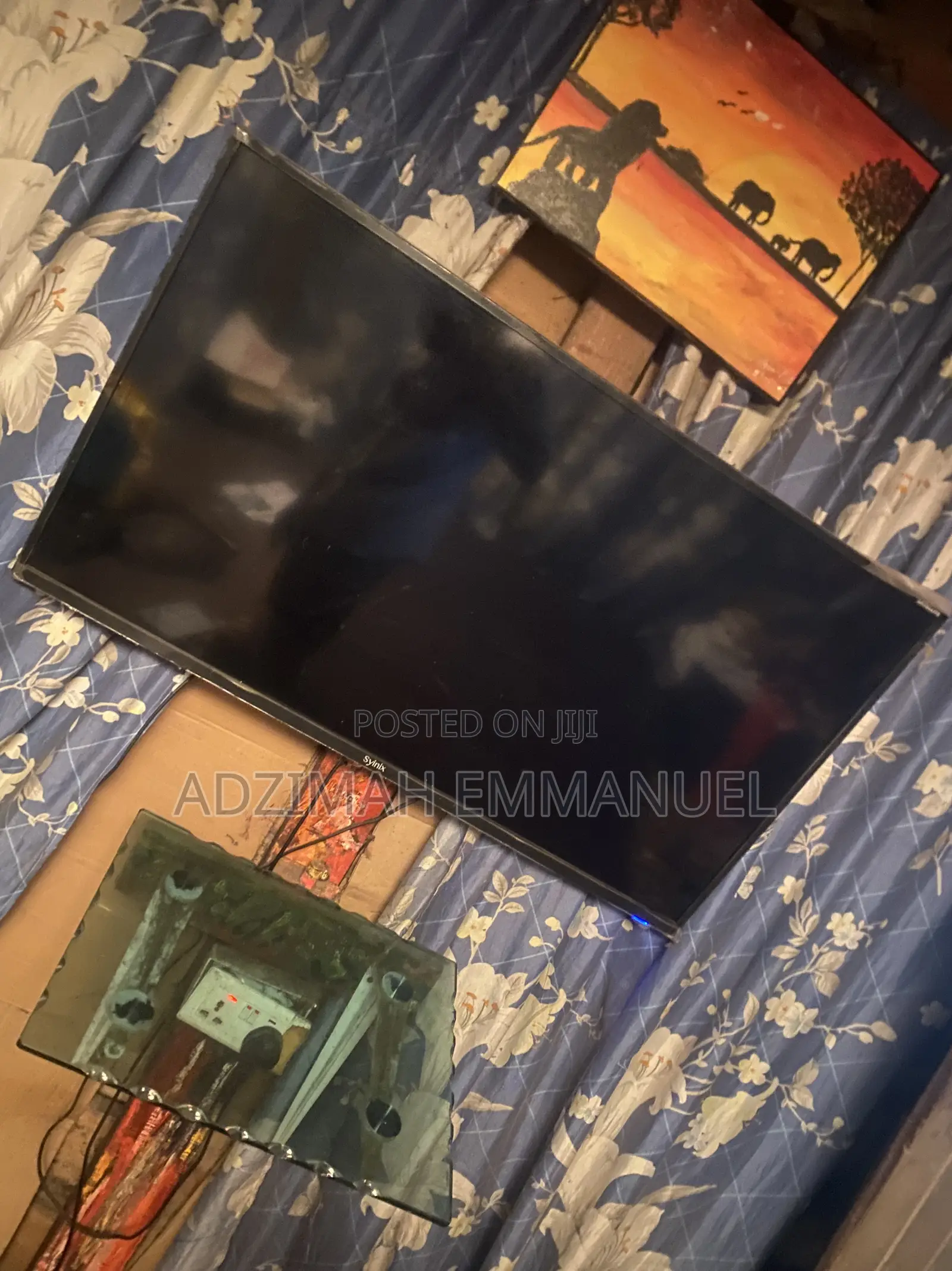 Syinix Digital TV 40 Inches Going for 1400