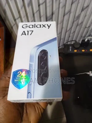New Samsung Galaxy A17 128 GB Green