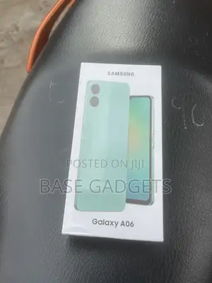 New Samsung Galaxy A06 128 GB Black