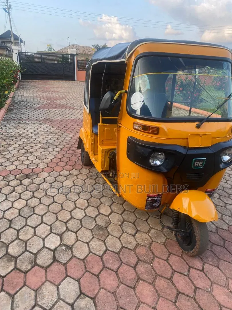 Bajaj RE 2022 Yellow