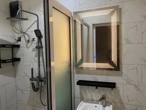 4bdrm Duplex in Lake Side Estate for sale
