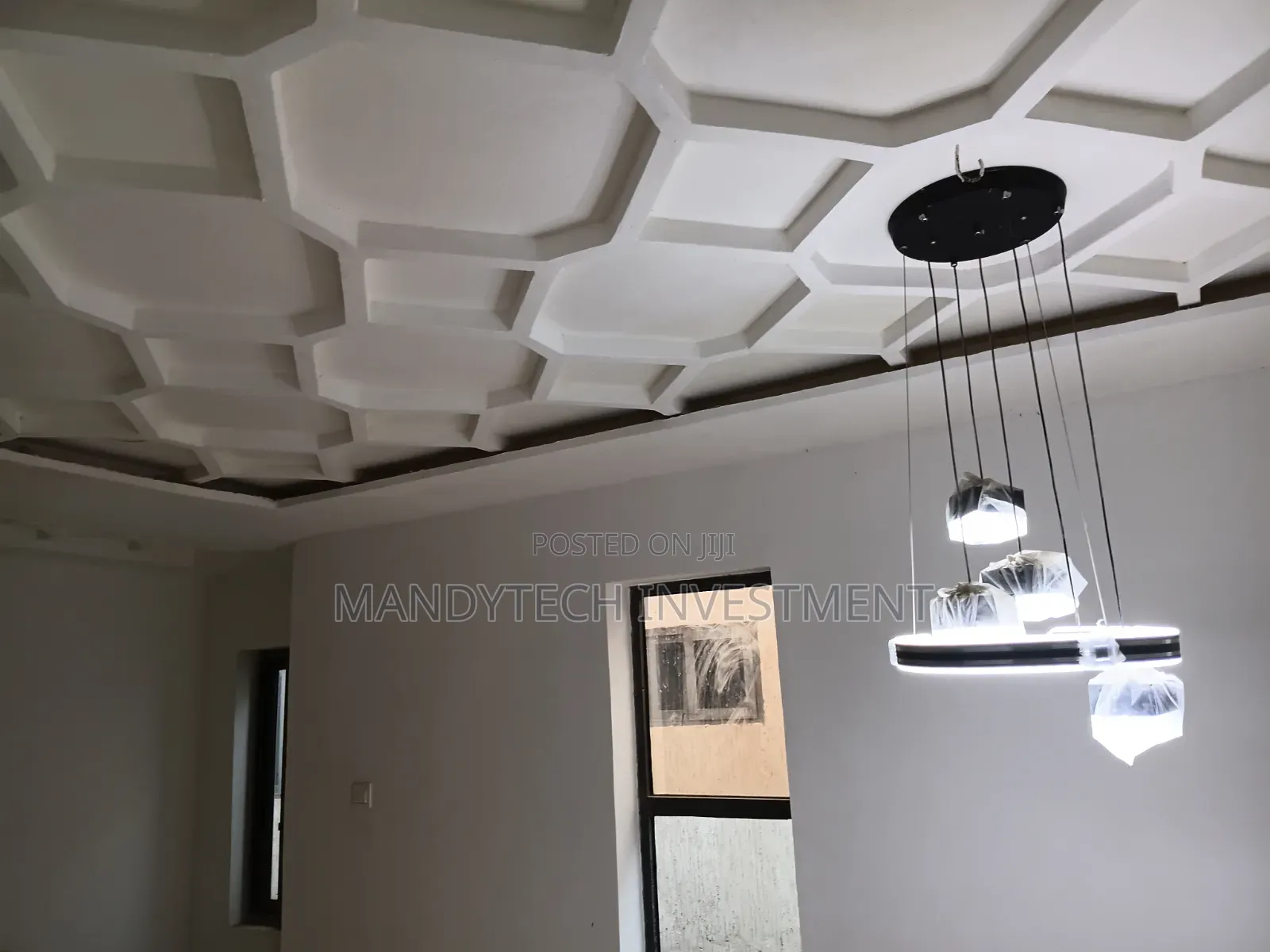 4bdrm Duplex in Lake Side Estate for sale