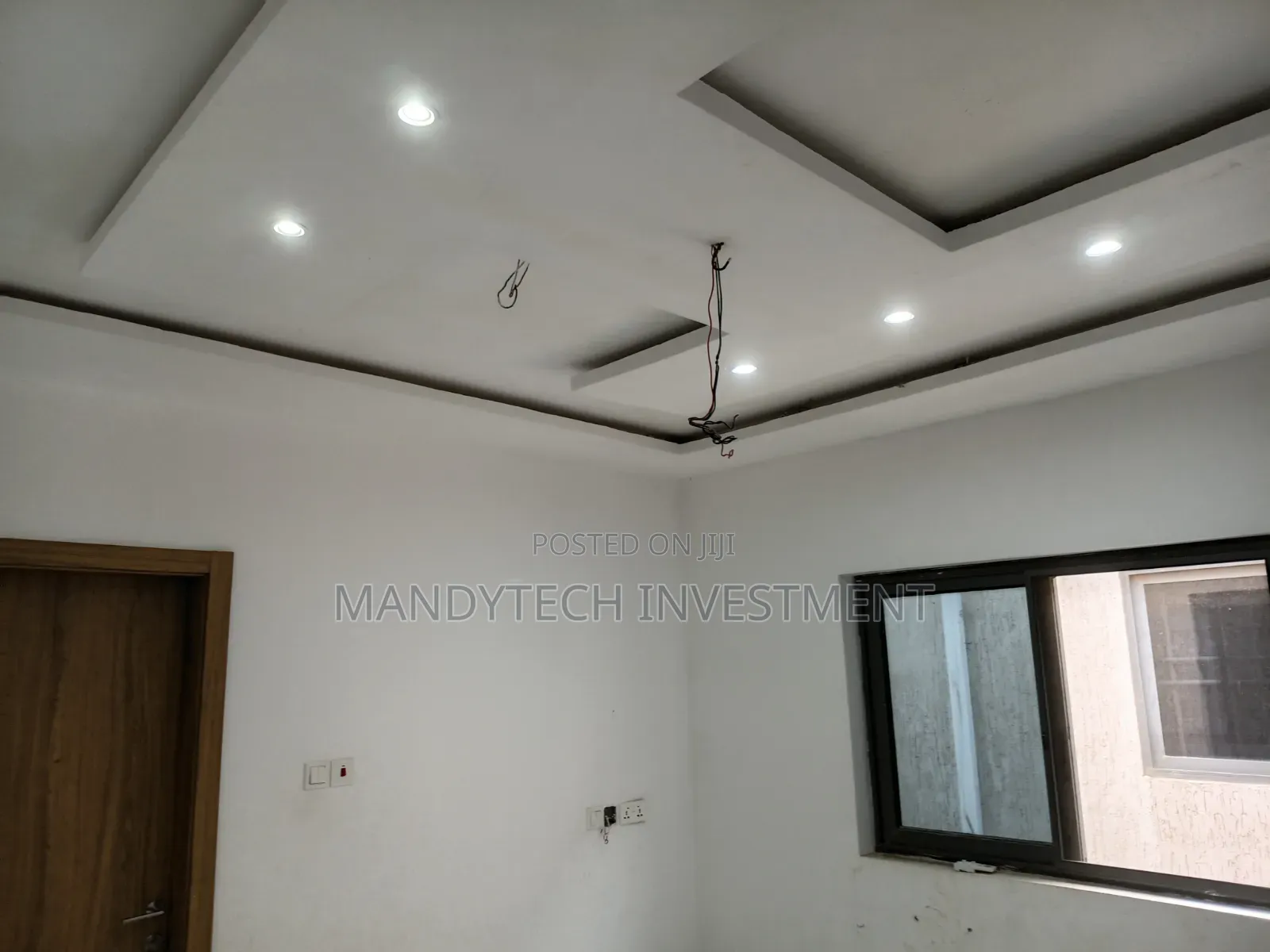 4bdrm Duplex in Lake Side Estate for sale