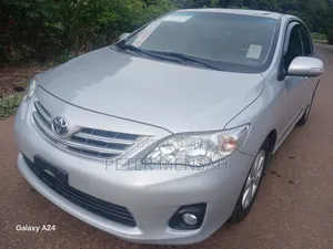 Toyota Corolla Altis 2013 Silver