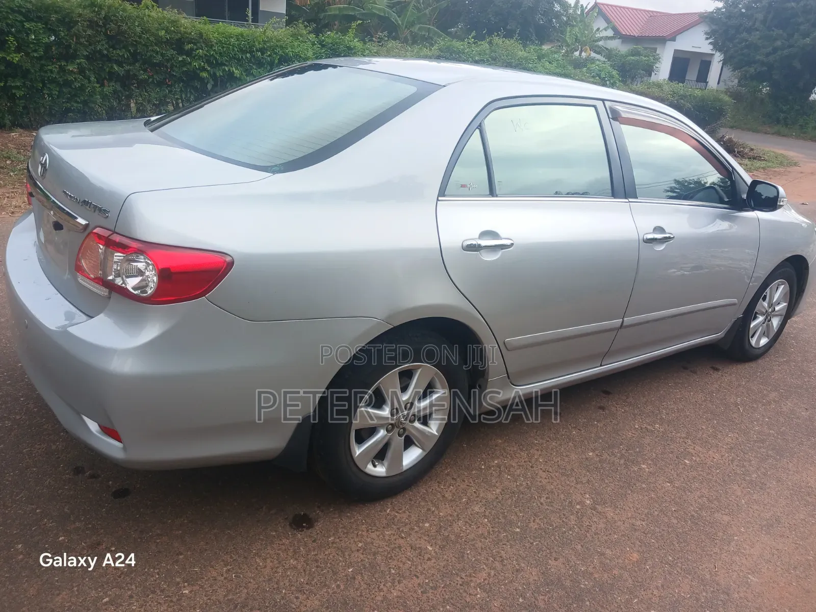 Toyota Corolla Altis 2013 Silver