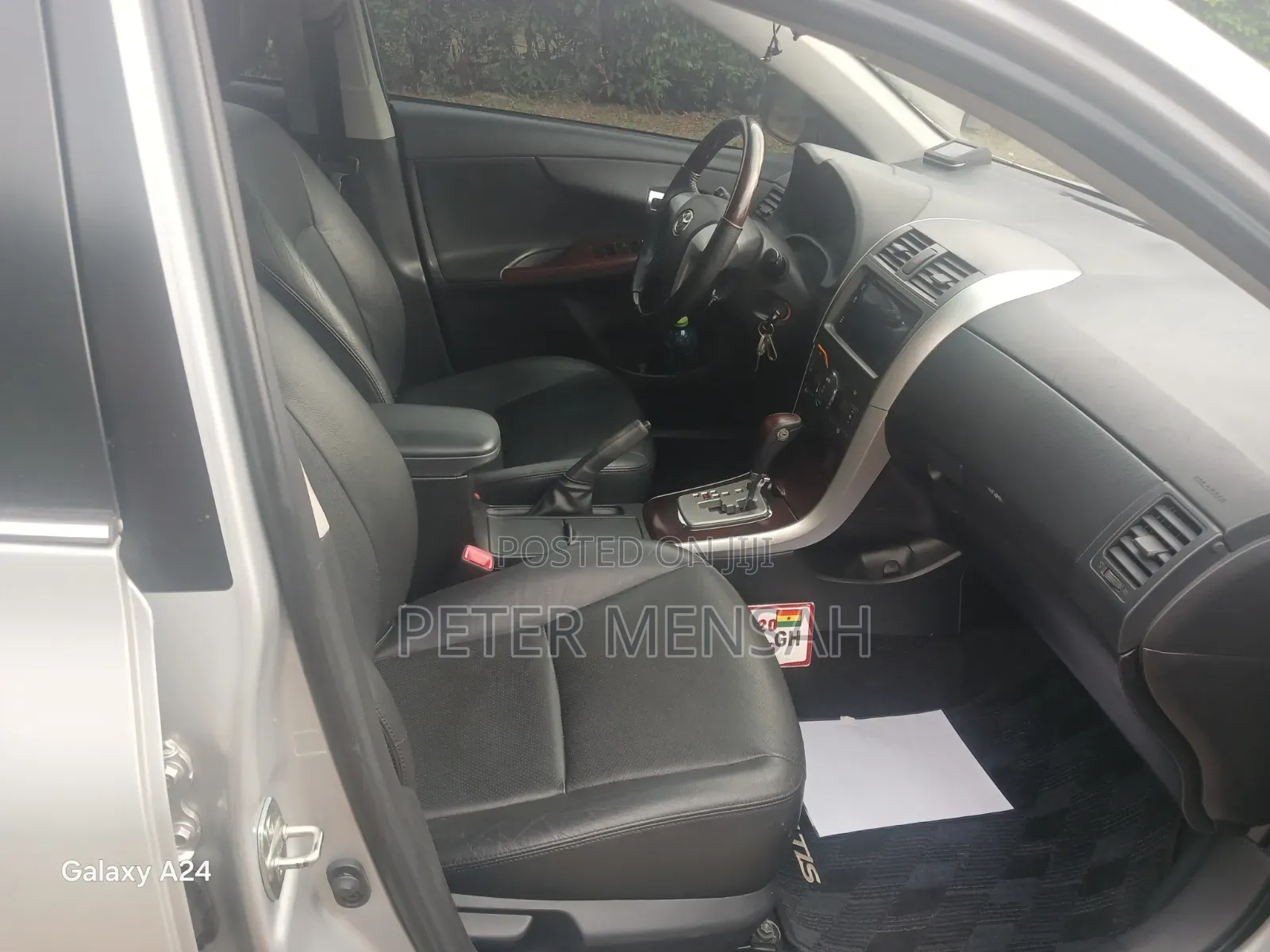 Toyota Corolla Altis 2013 Silver