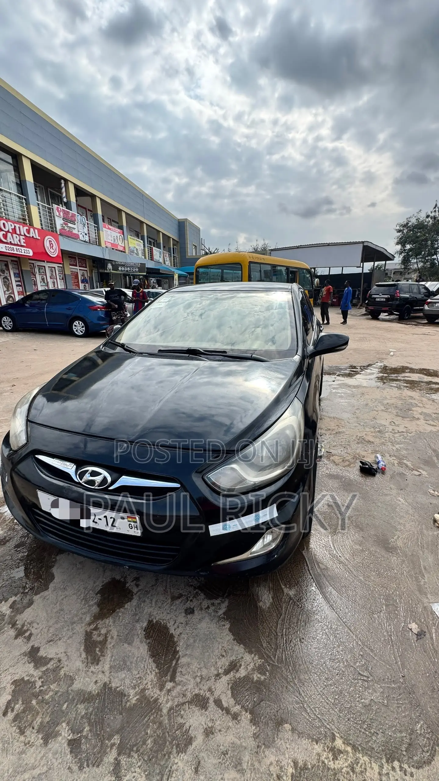 Hyundai Accent GLS Automatic 2012 Black