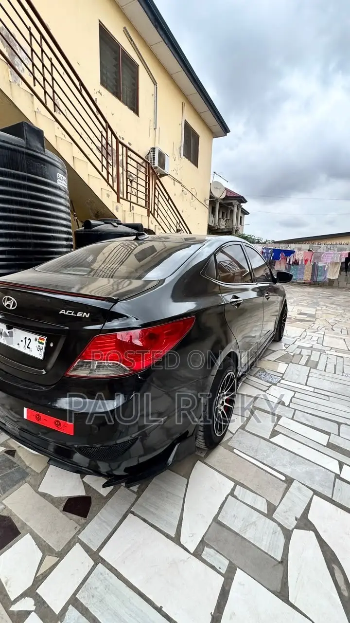 Hyundai Accent GLS Automatic 2012 Black