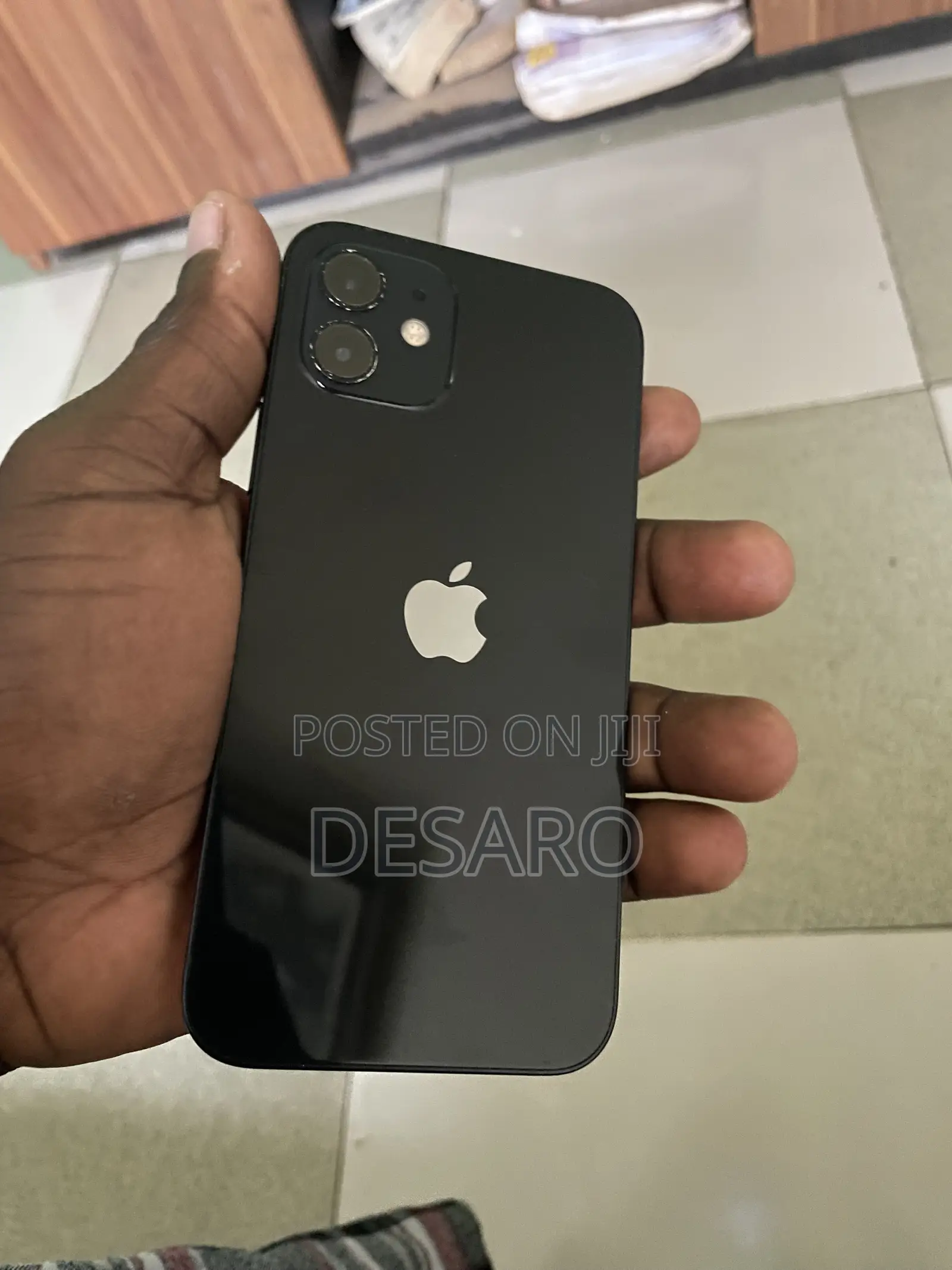 Apple iPhone 12 64 GB Black