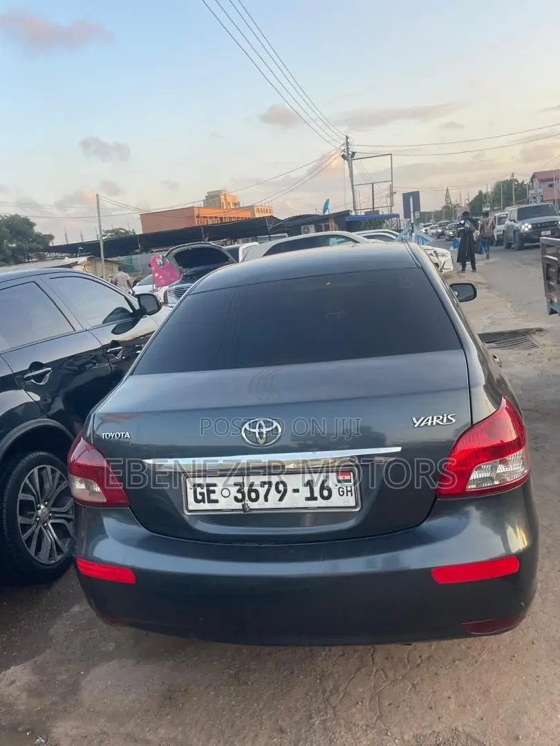 Toyota Yaris 2007 Black