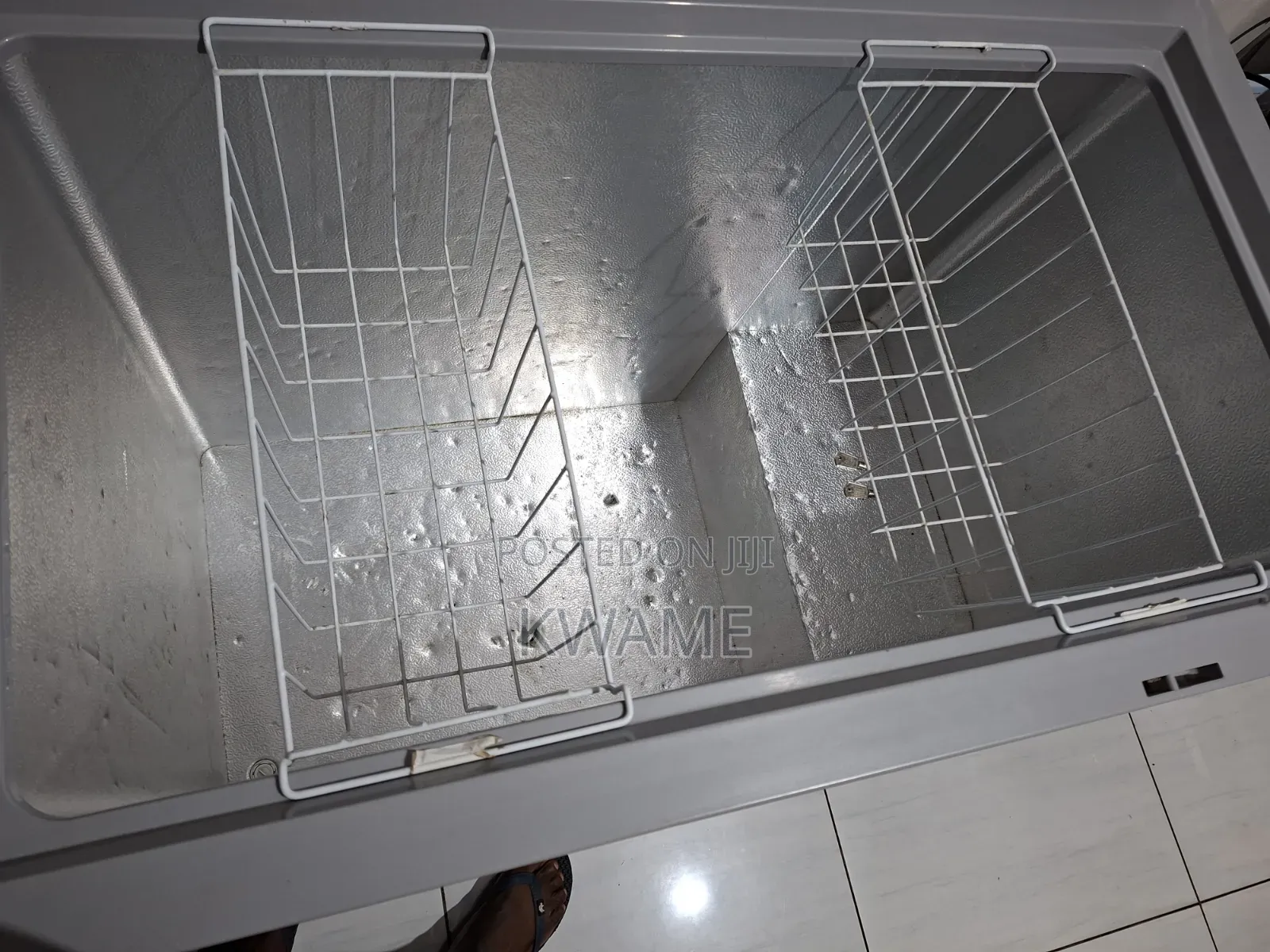 Chest Freezer (Hisense 330 LITRES)