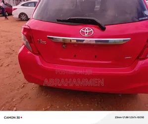 Toyota Vitz 2013 Red